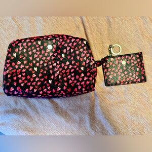 NEW NINE WEST purse and matching wallet with pink and red hearts as design